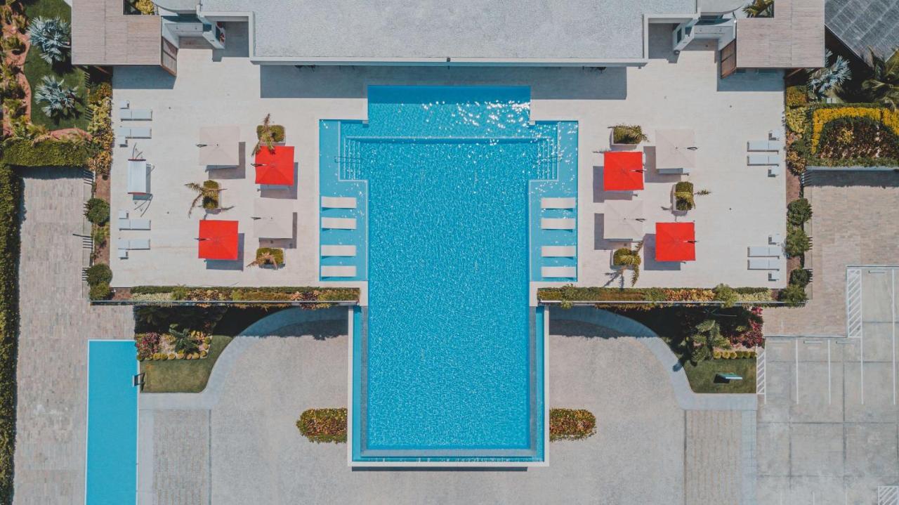 Hotel Radisson Blu Aruba Palm Beach Zewnętrze zdjęcie